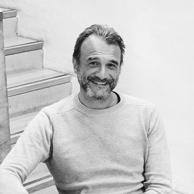 Maurizio_NB_800x800